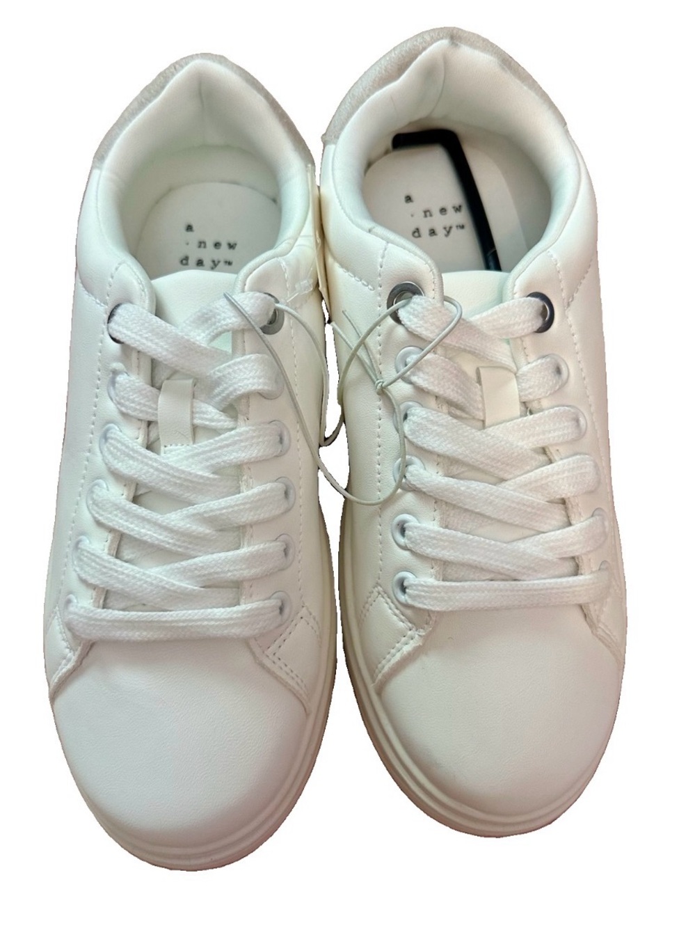 a new day White Kids' Low-Top Lace-Up Sneakers